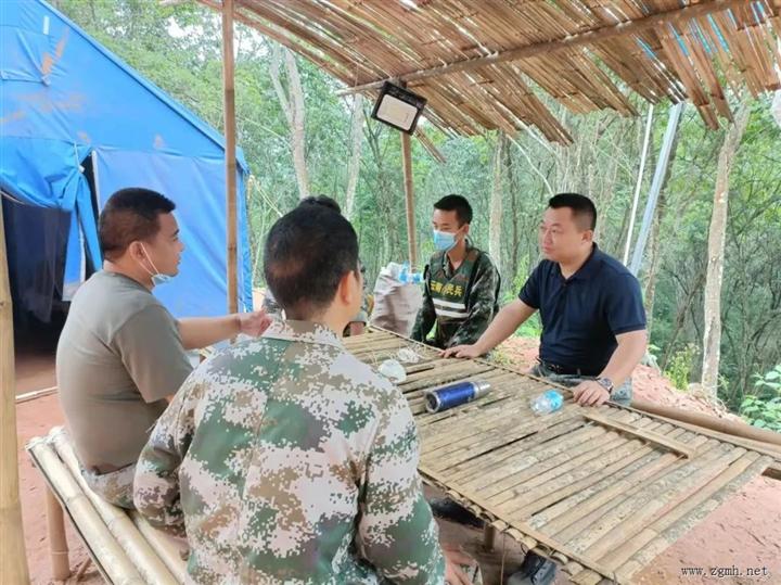 县委主要领导在勐捧镇督导检查疫情防控工作时强调：查