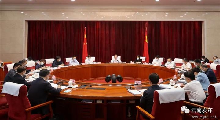 省委常委会召开会议强调：以项目为抓手推进新型城镇化