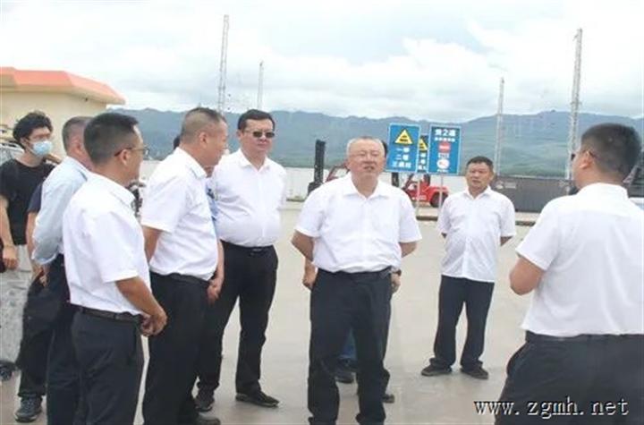 西双版纳州委书记朱家伟调研西双版纳天然橡胶绿色智能