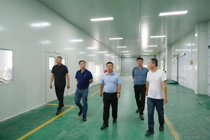 县委主要领导赴晋江市开展精准招商时强调：推进务实合