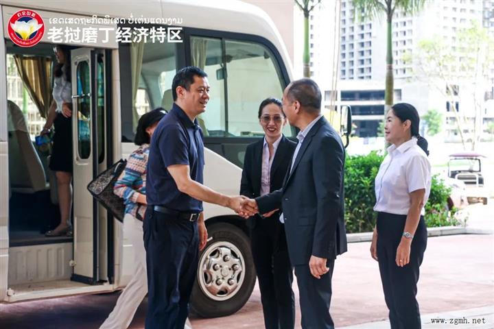 中国云南省普洱市人民政府市长率队到访老挝磨丁经济特