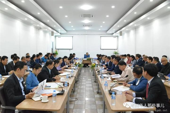 老挝总理强调：国家工商会是政府和工商界之间的桥梁和纽带，要发挥好自身作用...