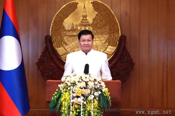 老挝国家主席通伦新年致辞，致以新年最美好的祝愿，新年快乐！
