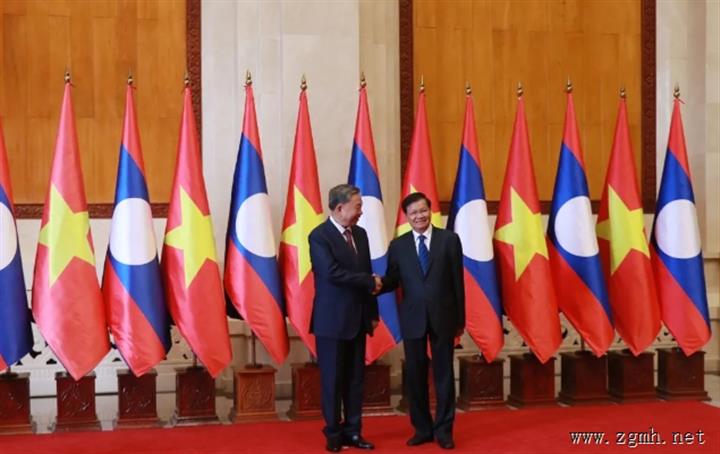 老挝和越南两国元首出席并见证了7项文件的签署