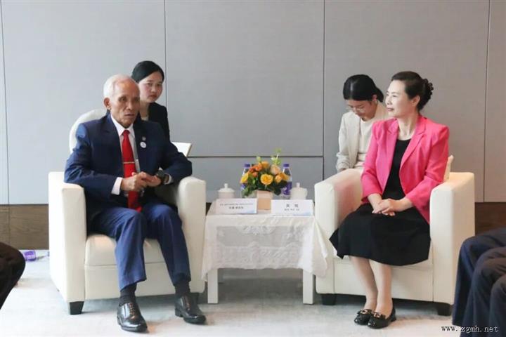 老挝党中央宣教部部长会见中国记协书记 推动媒体交流合作