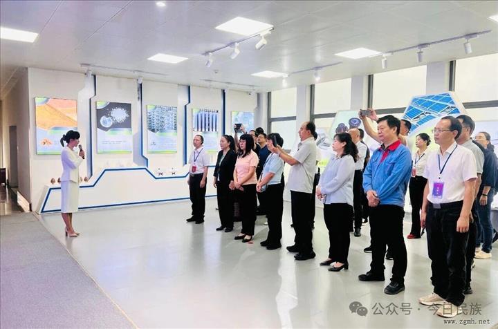 全省构建互嵌式社会结构和社区环境现场推进会在文山召开