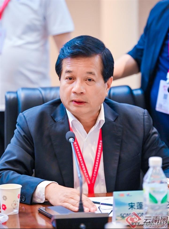 从历史到当下，友谊长存——专访老挝驻华大使宋蓬