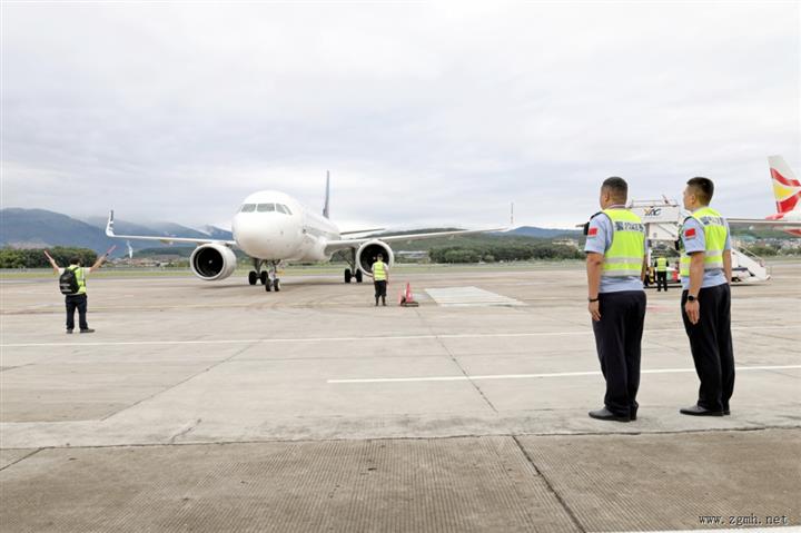 西双版纳国际机场口岸前11月验放商务类老挝籍入境旅客增长175%