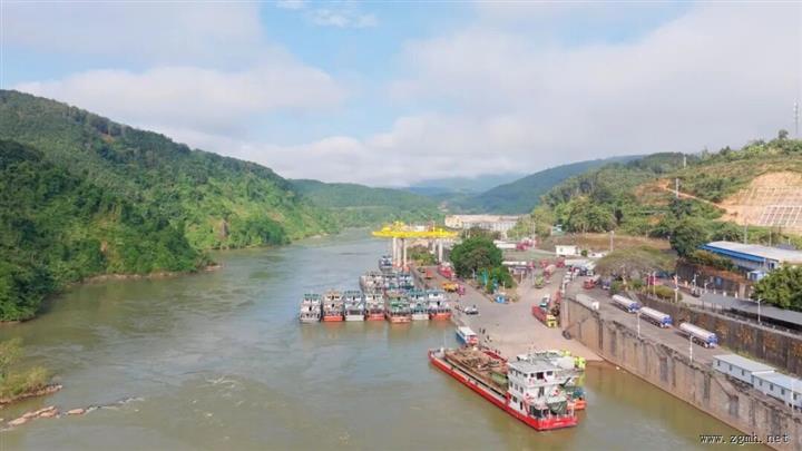 进出口超26亿元！关累港口岸通过验收一周年“黄金水道”客货两旺