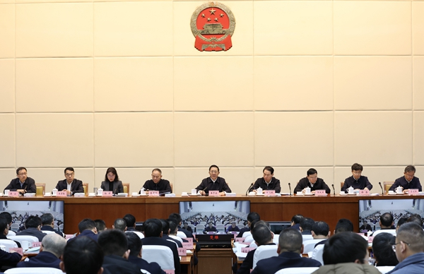 全省高质量发展工作推进会暨项目工作会议强调 全面打响“九大攻坚行动” 推动项目工作高质量发展