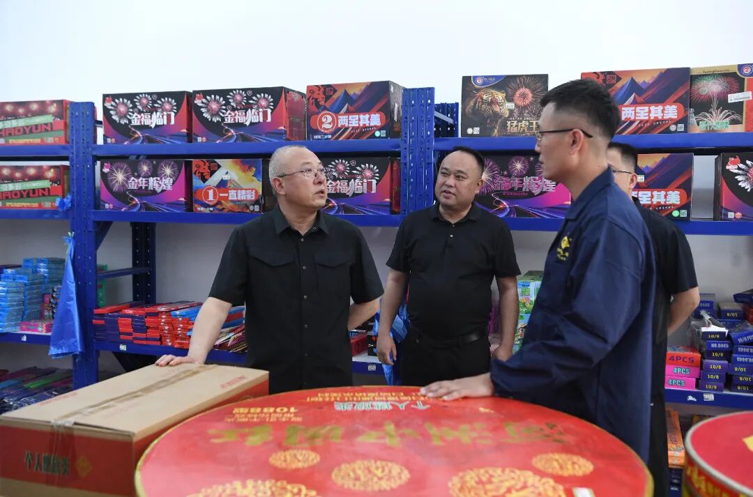 朱家伟督导检查安全生产工作时强调：紧绷安全弦 守牢安全关 全力守护人民群众生命财产安全