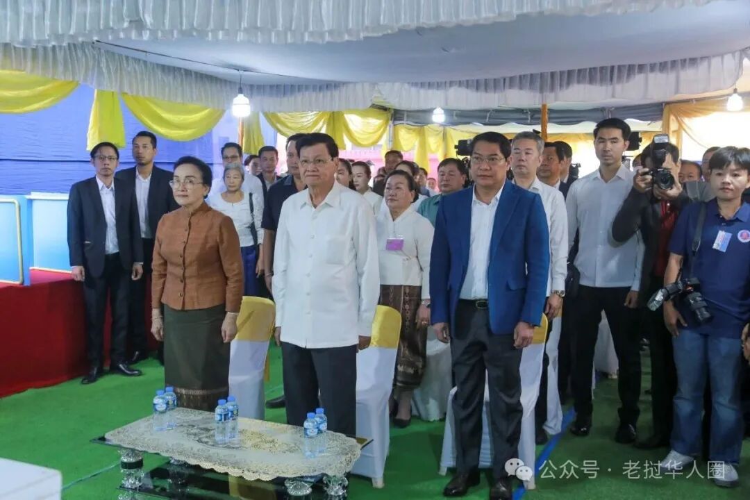 通伦·西苏里总书记、国家主席投下神圣一票！正式拉开第十届国会选举序幕