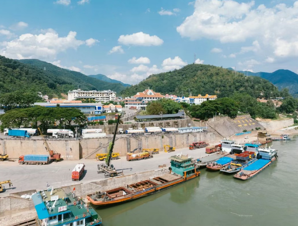 勐腊县曼勒村：书写小网格中的治理与共富新篇