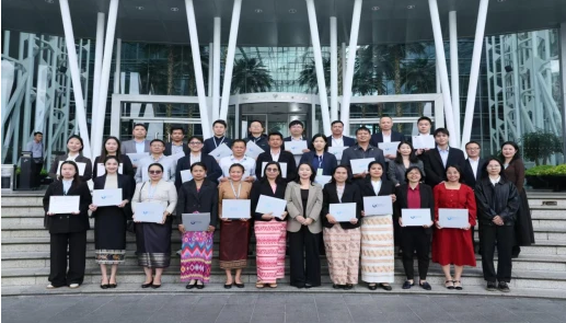 澜湄各国人才在滇交流绿色能源合作与可持续发展