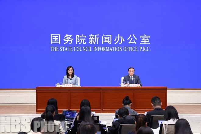 国家统计局副局长就2026年一季度国民经济运行情况答记者问