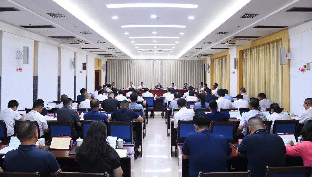 州委常委会召开会议 以更大力度和更实举措抓好经济工作 努力实现“十五五”良好开局         西