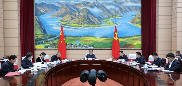 省政府召开党组会议常务会议 传达学习习近平总书记重要讲话重要指示精神，研究经济运行、安全 生产、常态