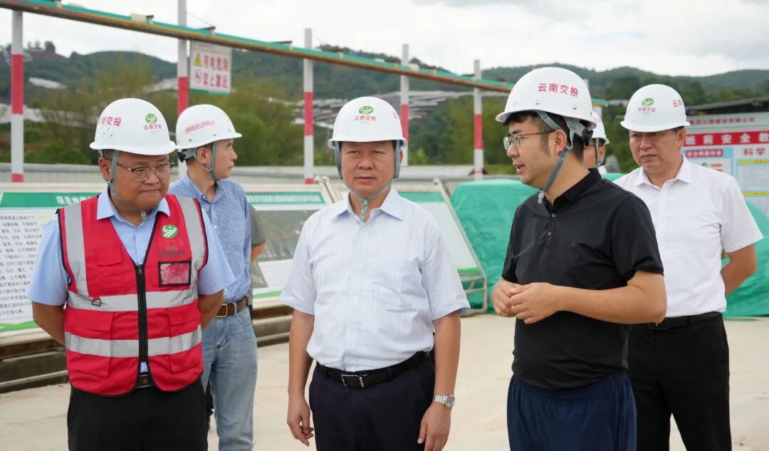 刀文在勐海县调研时强调：做强口岸经济 强化基层治理 夯实高质量发展基础