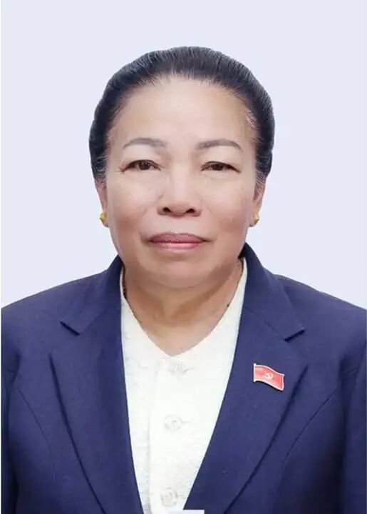 顺通·赛雅佳代理老挝国会主席，主持全面工作