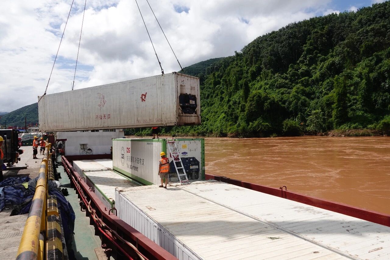 26小时直达！澜湄黄金水道跑出鲜果贸易加速度