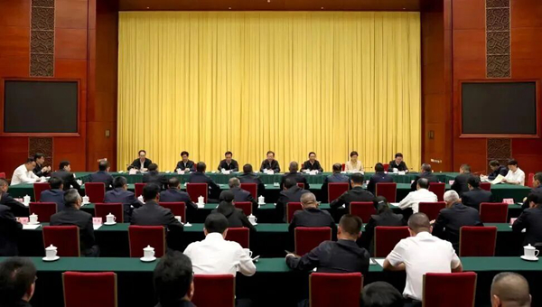 云南省委书记：州（市）党政“一把手” 如何接好“接力棒”当好“带头人”